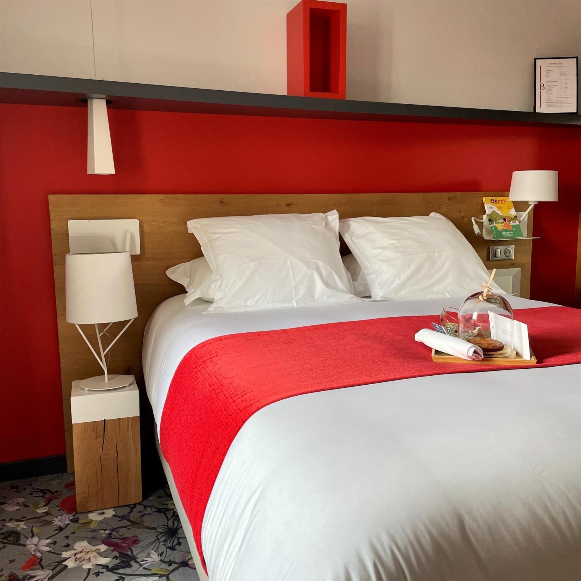 Hotel Berria Hasparren Eksteriør billede