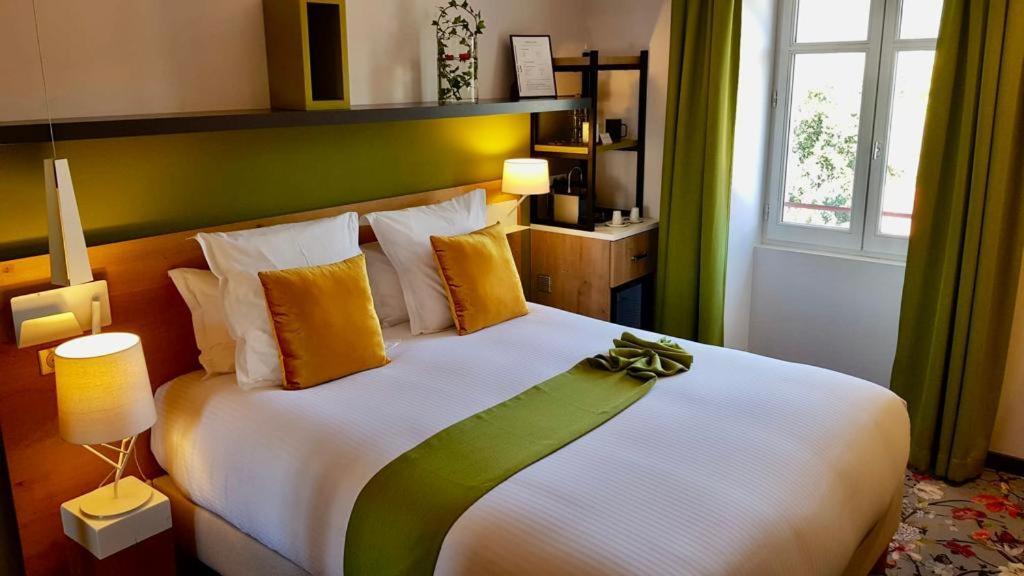 Hotel Berria Hasparren Eksteriør billede